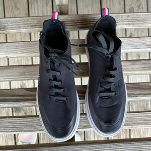 Tommy Hilfiger Black womens sawyir Sneaker Size 9